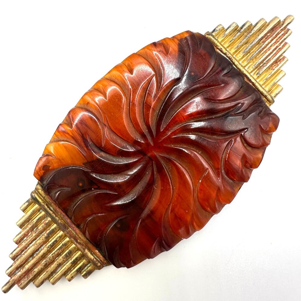 Antique Art Deco 1930s carved amber brown Bakelite gold tone brass brooch